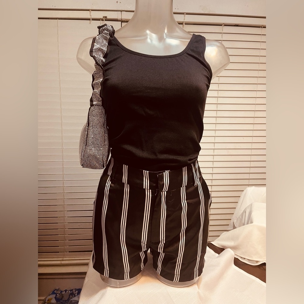 Honey belle black Striped Shorts